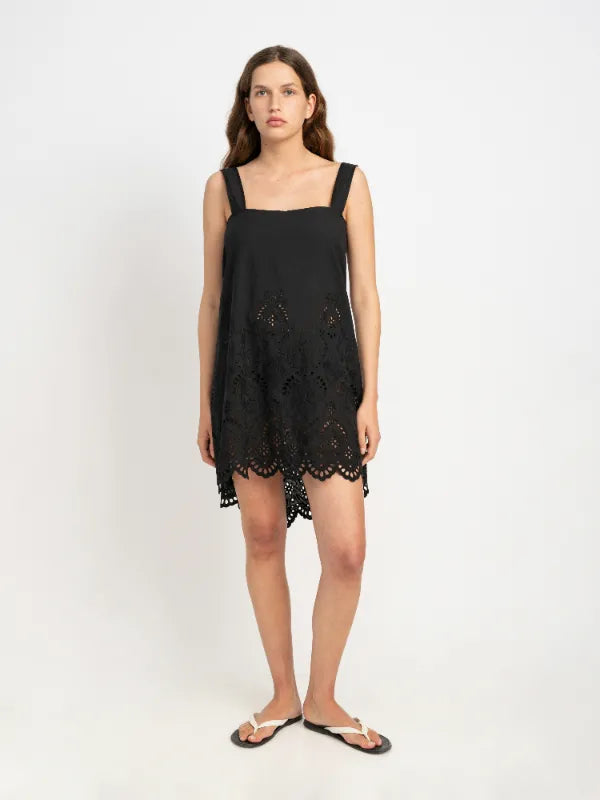 Liv Embroiderd Cotton Dress in Black