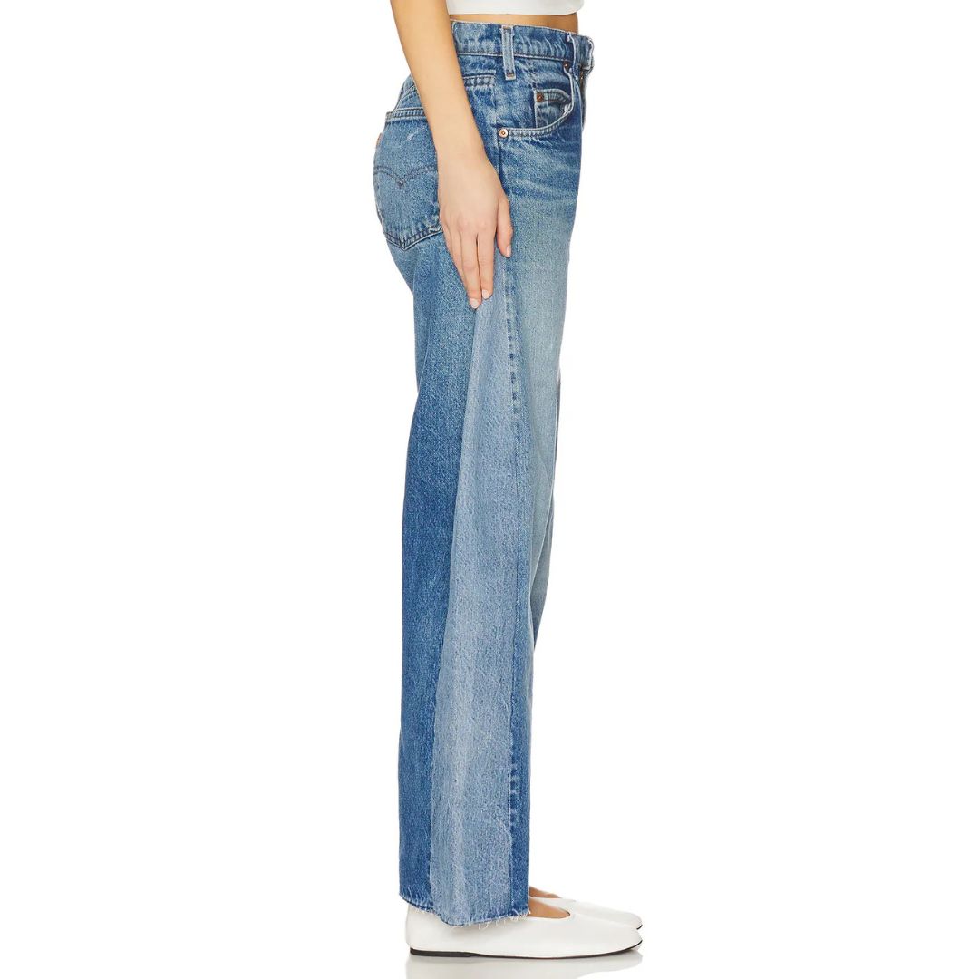 Barrel Jean in Medium/Dark Wash