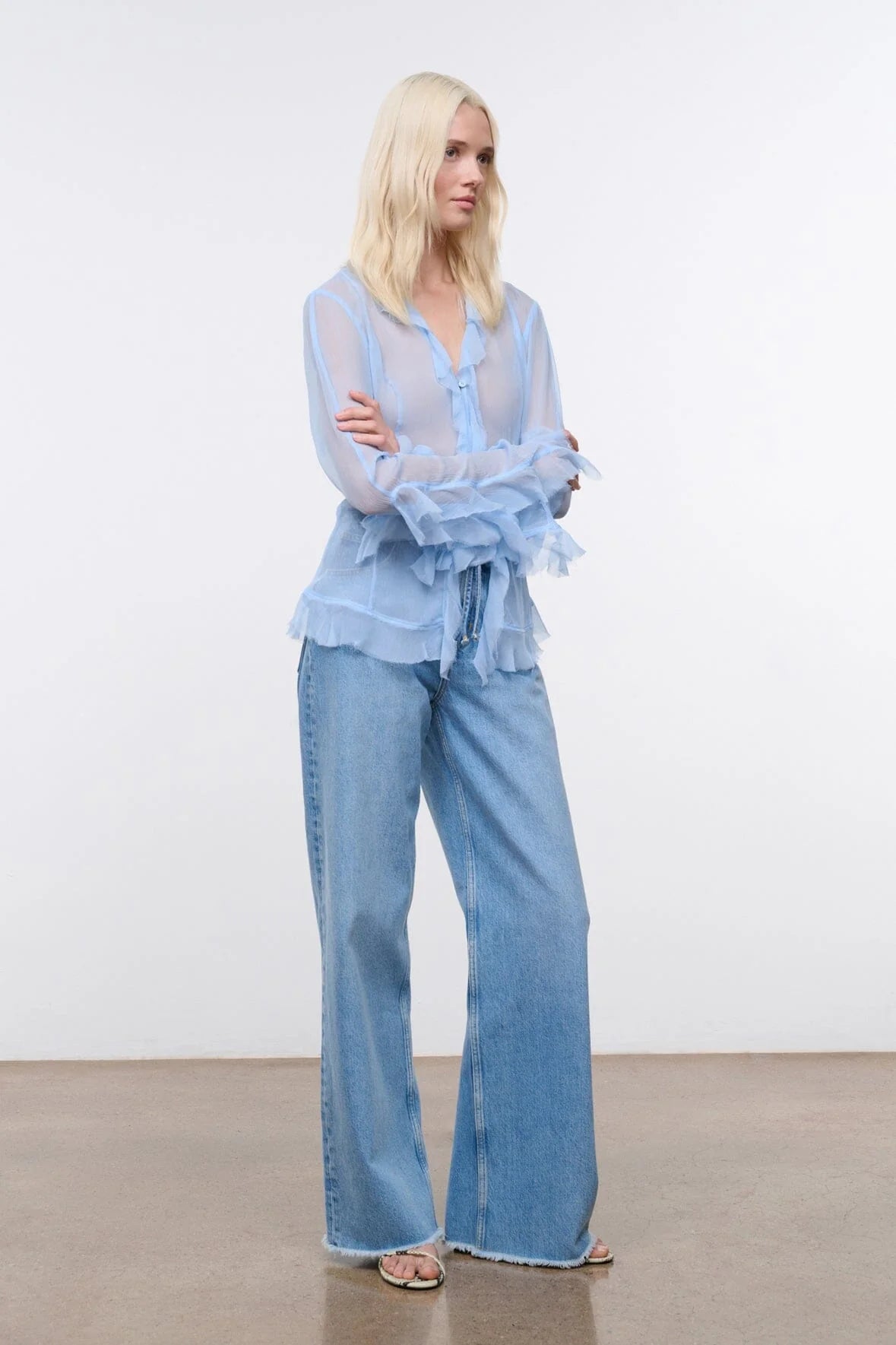 Kellcy Top in Clear Blue