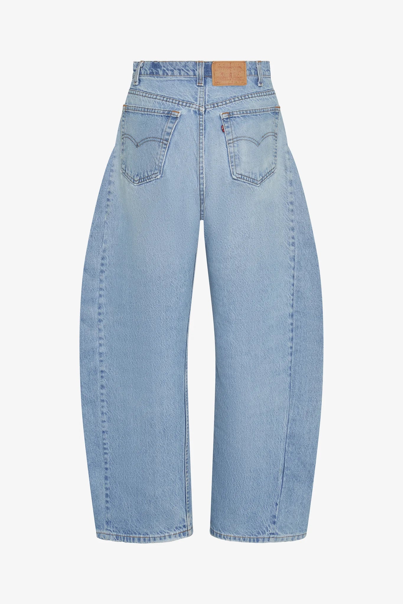 Barrel Jean in Light/Medium Wash