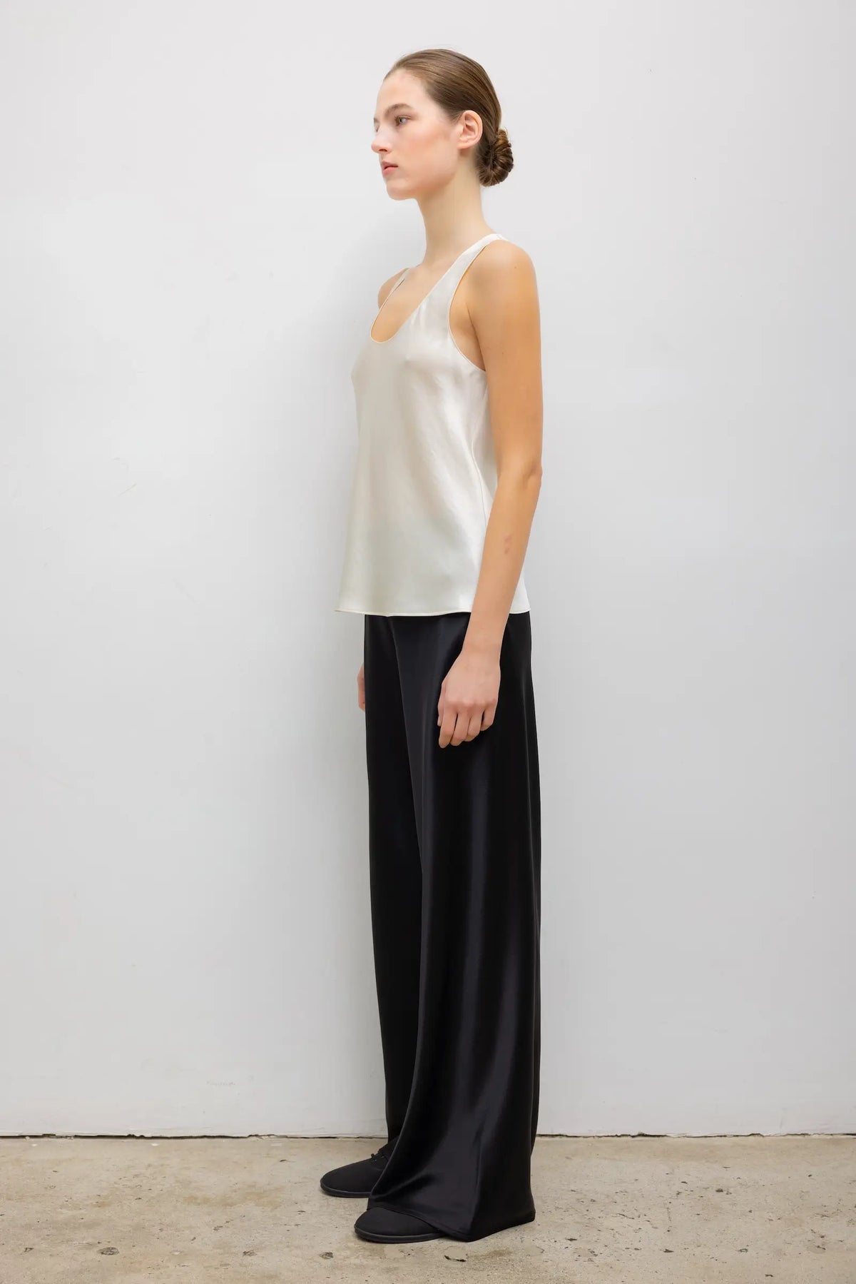 Barb Bias Tank in Creme
