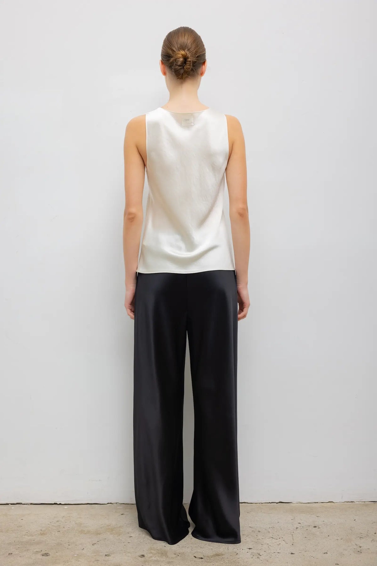 Barb Bias Tank in Creme