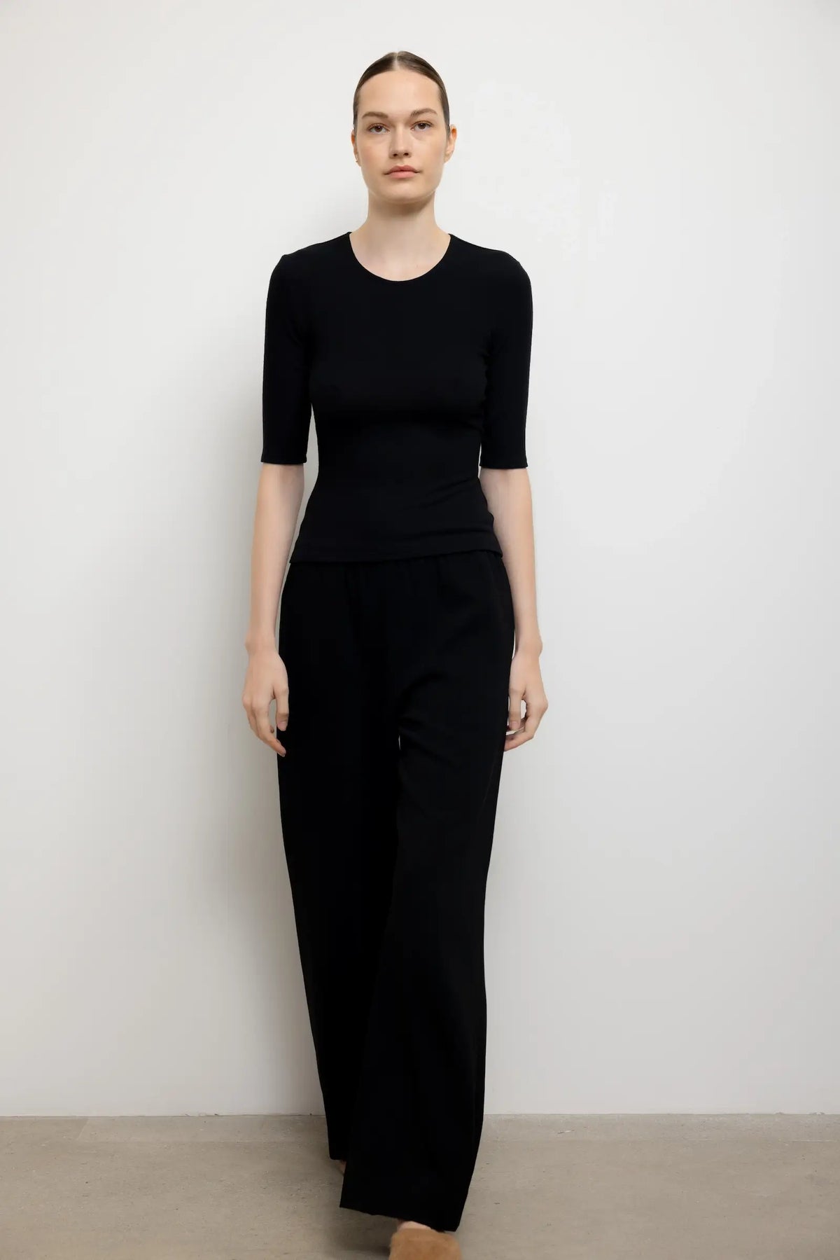 Lauren Mid Sleeve Tee in Black