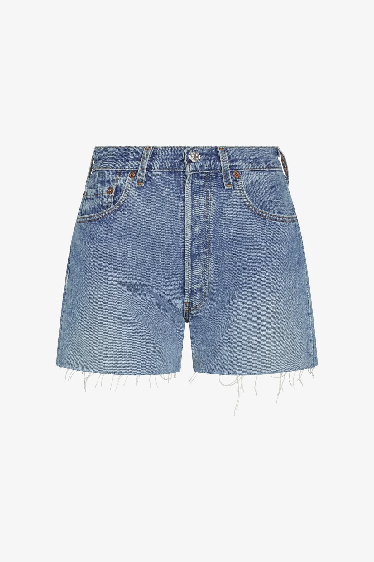 Tilted Pocket Short in Light/Medium Wash
