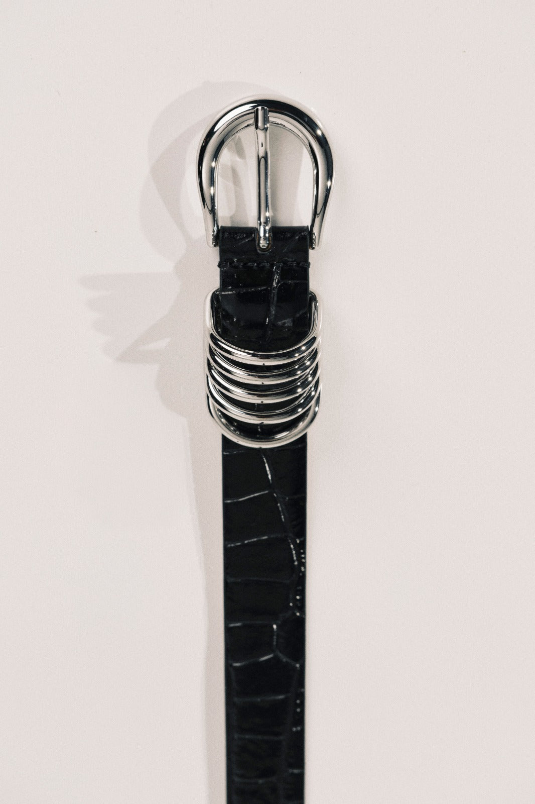 Hollyhock Silver Croco in Black
