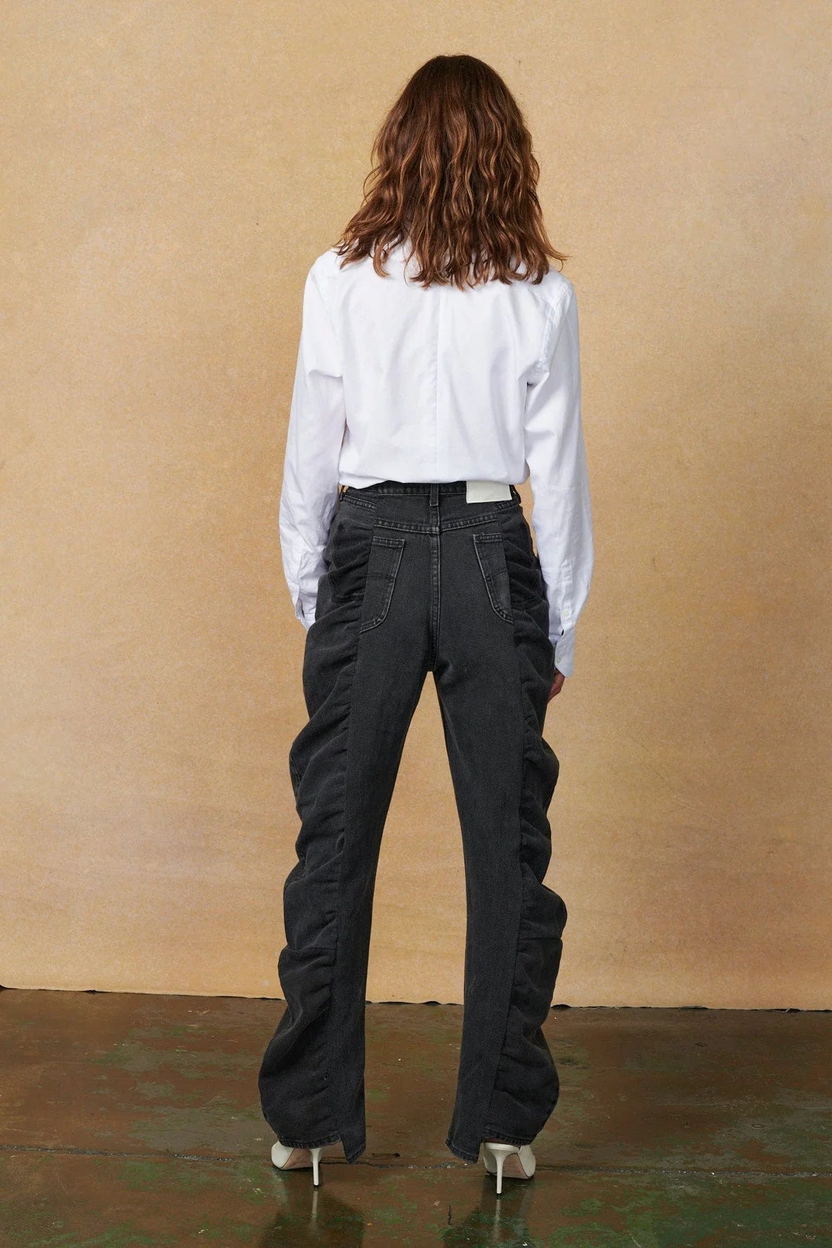 Roan Jean in Charcoal Grey